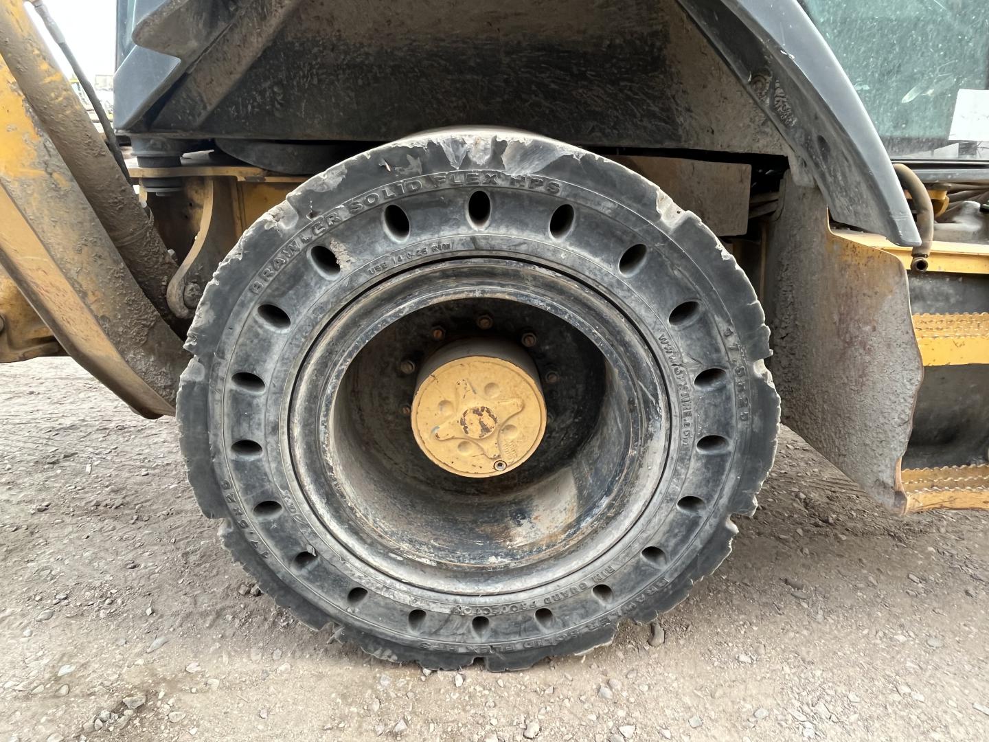 ./imagenes/INVOICE/2019/17339/RETROEXCAVADORA JOHN DEERE 410J (18).JPG